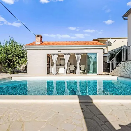 Feniks By Interhome
